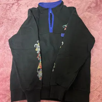 레프트 얼론 자수 하프 지퍼 트레이닝복 블랙