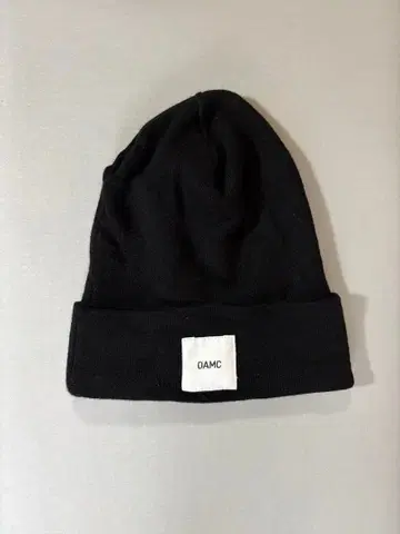 OAMC 블랙 니트 모자