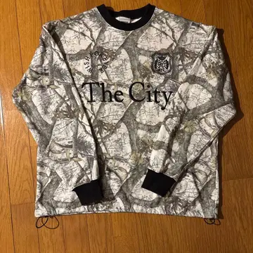 The city WISH FOREVER 카모 패턴 맨투맨 M