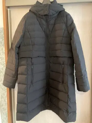 FILA 휠라 다운 코트 [ 후드 부착 ]