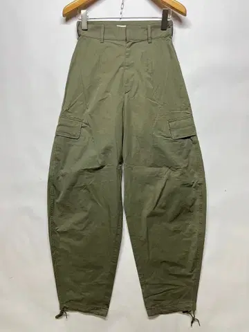 새상품급 H 뷰티&유스 벌룬 카고 팬츠 올리브 사이즈 S