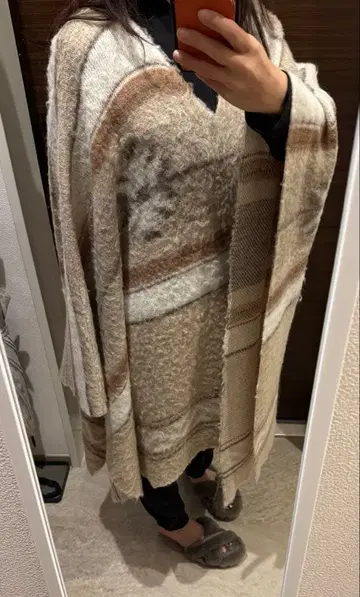 GALLARDAGALANTE 판초 니트