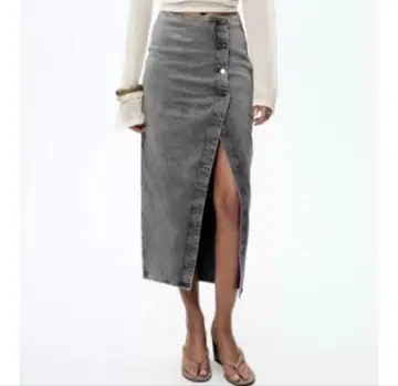 ZARA 그레이 데님 타이트 스커트 버튼 포함