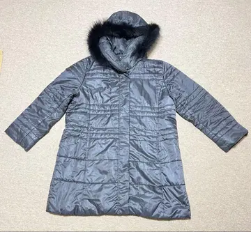 SIENZA 블랙 퀼팅 코트 퍼 포함