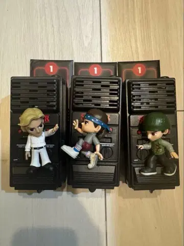 STRANGER THINGS 기묘한 이야기 시리즈 3 별도 판매 가능