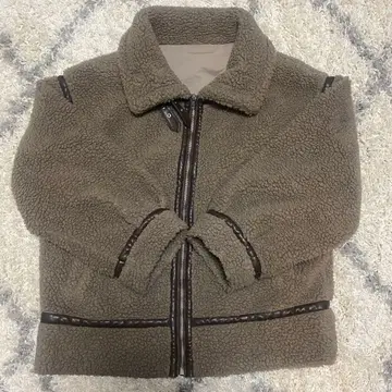 브라운 보아 자켓