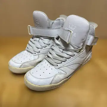 Supra 하이컷 스니커즈