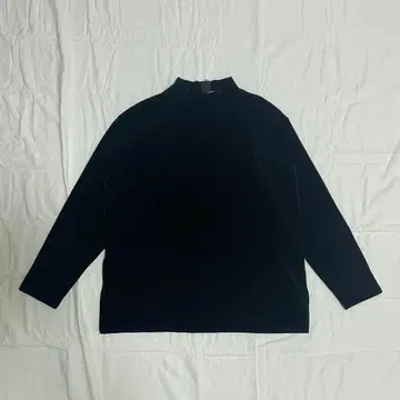 셔틀랜드 벨벳 하이넥 트레이닝복 티셔츠