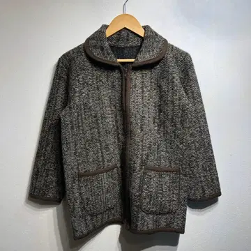 노브랜드 브라운 계열 믹스 니트 자켓