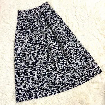 마론에논피 maronenonfee 영문 패턴 자카드 스커트 다크 네이비