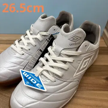 새상품 엄브로 액세레이터 WIDE IN 축구 풋살