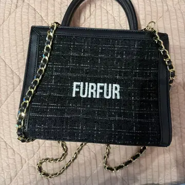 FURFUR 퍼퍼 트위드 로고 토트백 블랙