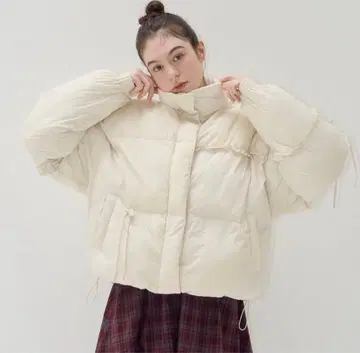 뮤게 프릴 리본 다운 재킷