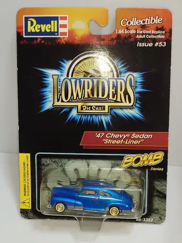 레벨 로라이더즈 쉐비 세단 스트릿 라이너 미니카