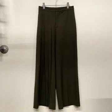 ZARA WOMAN 플리츠 와이드 팬츠