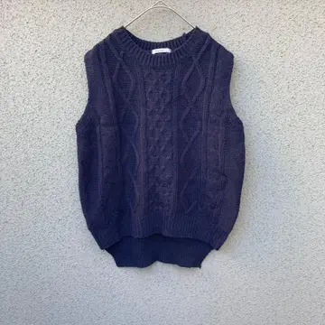 2954 [ Always - itm ] 케이블 니트 슬리브리스 스웨터