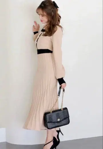 로얄 파티 ROYAL PARTY 배색 플리츠 머메이드 원피스