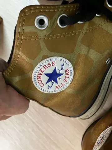 레어 CONVERSE 지라프 패턴 하이컷 스니커즈