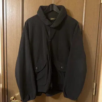 텐더 로인 본점 한정판 플리스 자켓