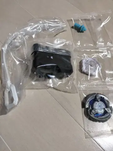 베이블레이드X 샤크길 런처 포함