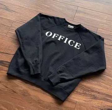 OFFICE 로고 블랙 맨투맨