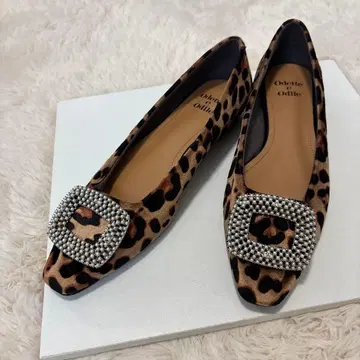 새상품급 Odette e Odile 플랫슈즈 레오파드 무늬 펄 장식