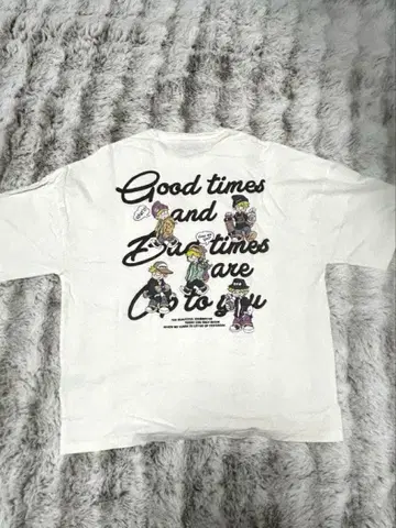 반팔 그림체 포켓 부착 A.T.C