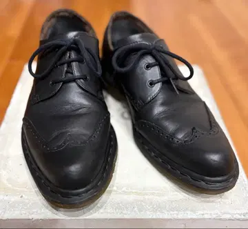 Dr. 마틴 드레스 슈즈 uk7 닥터마틴