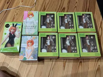5등분의 신부 나카노 요츠바 피규어 9체 세트 미개봉 상자 약간의 흠집