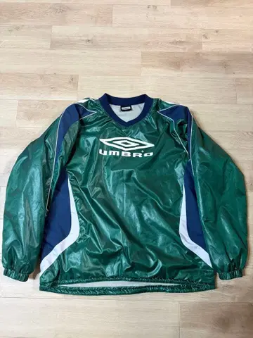 엄브로 피스테 윈드 브레이커 M 사이즈