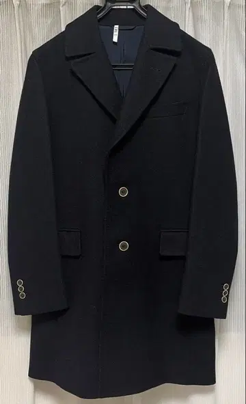 수트 컴퍼니 체스터 코트 네이비