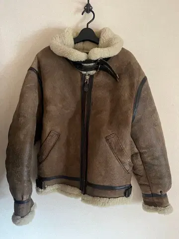 [ 극레어 극상품 한정판 ] AVIREX B-3 무스탕 가죽 사이즈 40