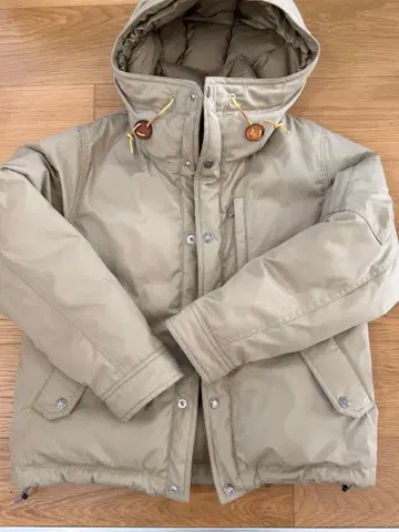 THE NORTH FACE 퍼플 라벨 베이지 다운 자켓