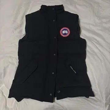 캐나다제 블랙 다운 베스트 XS