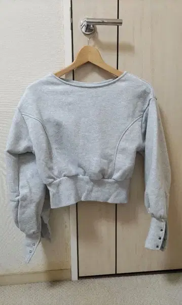 거의 미사용 내추럴 뷰티 베이직 맨투맨 셋업