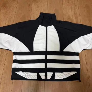 아디다스 바스락 자켓 블랙/화이트