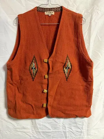 TUMKUR 오렌지 자수 베스트 L 사이즈