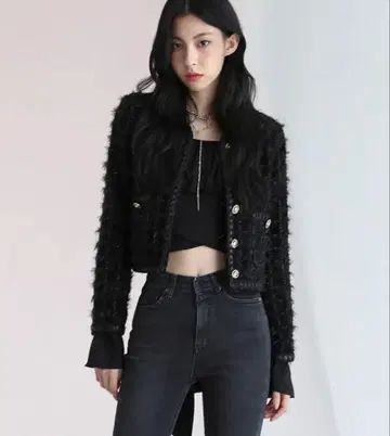 AVANDRESS BLACK TWEED CROPPED JACKET