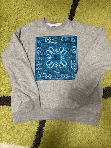 HR MARKET 반다나 패턴 트레이닝복 그레이