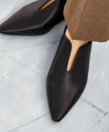 [ 새상품 ] STYLE DELI 프론트 슬릿 신발