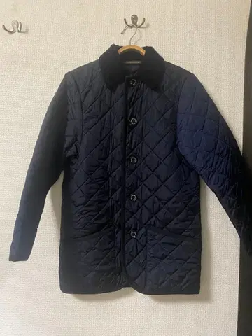 새상품급 MACKINTOSH 퀼팅 자켓 네이비 36