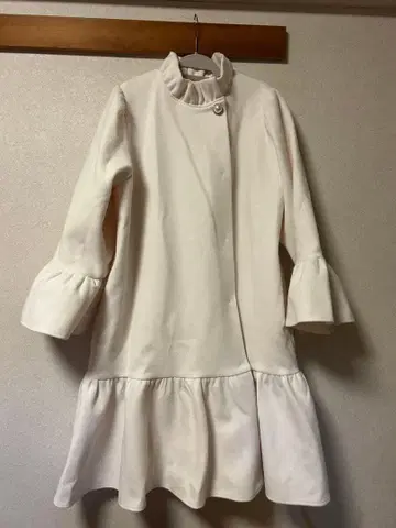 Romansual 로만슈알 롱 코트 화이트