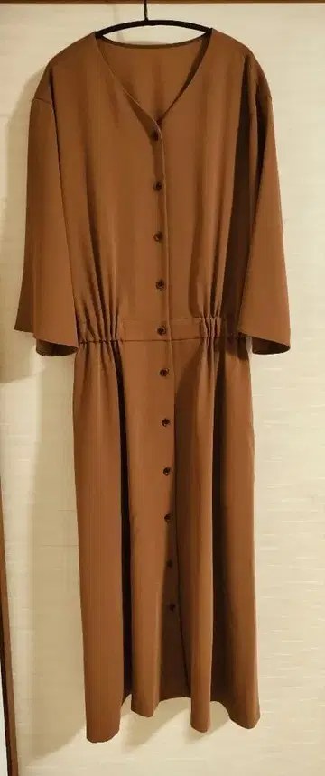 7부 소매 원피스 브라운