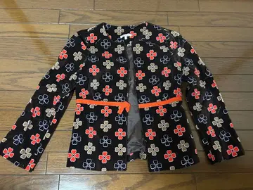 폴카 PAULKA 꽃무늬 노카라 자켓