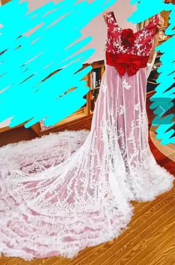 새상품급 빨간색과 화이트 드레스