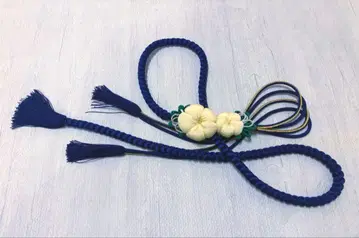 후리소데 파랑 허리띠 성인식