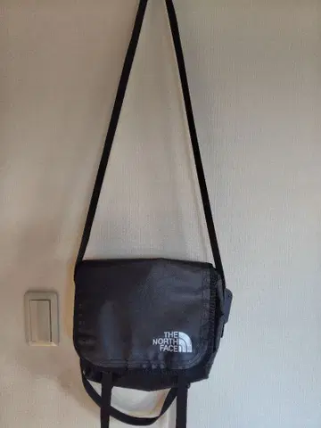 THE NORTH FACE 블랙 숄더백