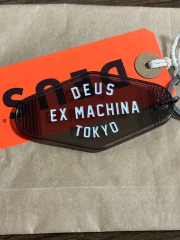 DEUS EX MACHINA 키링 도쿄