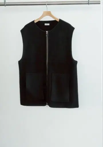 25aw WALENODE INNOCENT YAK ZIP-UP VEST