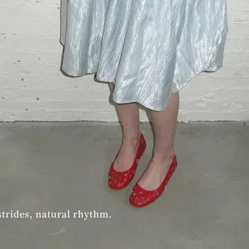 레드 별 모양 스터드 플랫슈즈